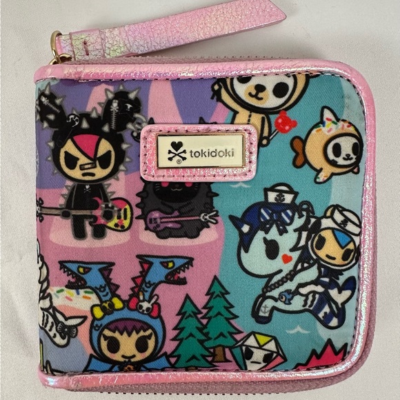 Tokidoki Zip Around Wallet Multicolor Character Print Pink Iridescent Interior - Picture 1 of 16